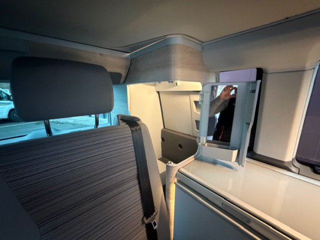 Volkswagen California Coast - Photo 13