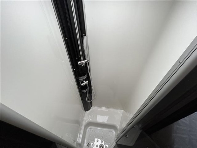 Autostar Privilege P 740 LC - Photo 9