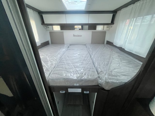 Benimar Tessoro 463 Up - Photo 10