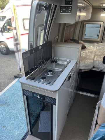 Burstner Delfin C 621 - Photo 2