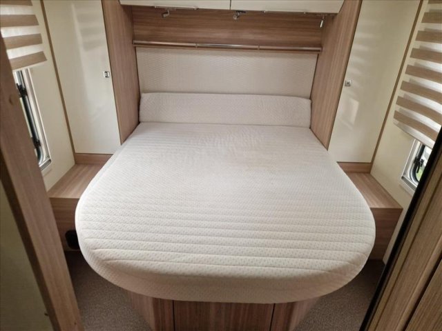 Burstner Ixeo I 736 - Photo 6