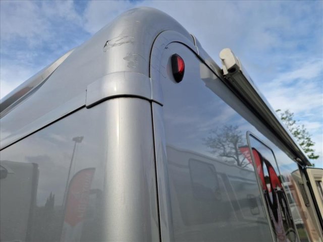 Burstner Ixeo I 736 - Photo 11