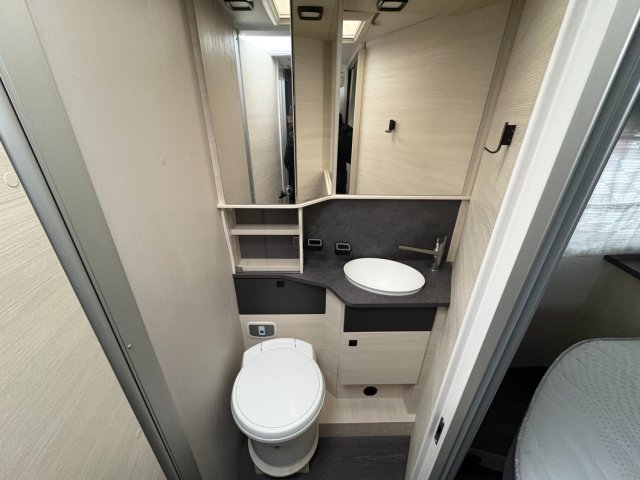 Challenger 328 Graphite Ultimate - Photo 6