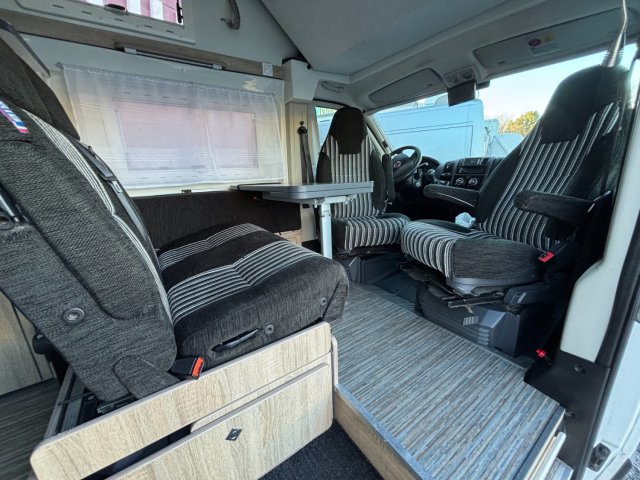 Font Vendome Bel Horizon - Photo 4