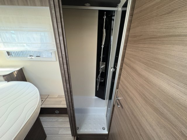 Mc Louis Yearling 89 - Photo 11