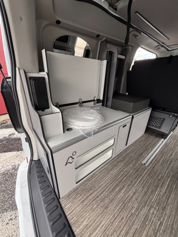 Panama Peak P59+ - Photo 8