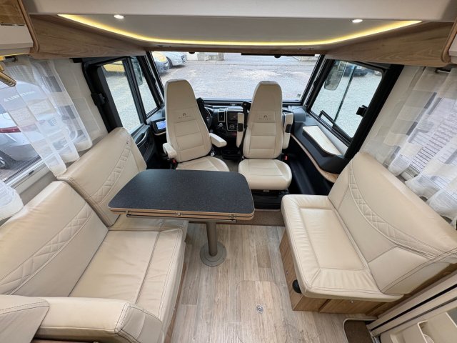 Bavaria Initial I740C Class I 740 C - Photo 9