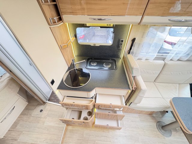 Bavaria Initial I740C Class I 740 C - Photo 18