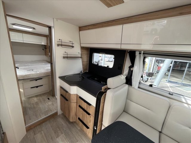 Bavaria Initial I740FC Nomade Plus I 740 FC + - Photo 6