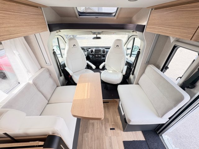 Bavaria T720FC Intense - Photo 5