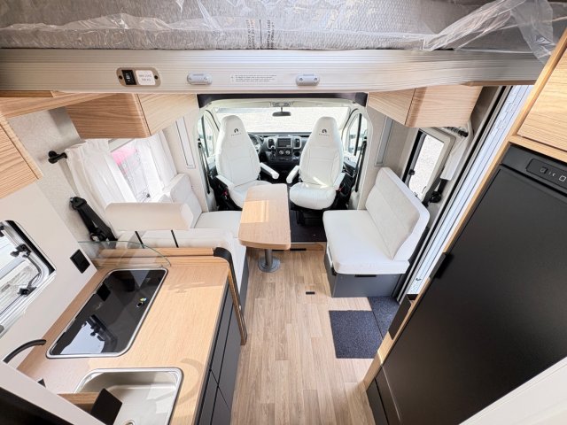 Bavaria T720FC Intense - Photo 13