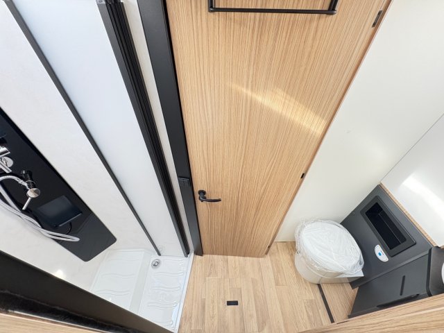 Bavaria T720FC Intense - Photo 18