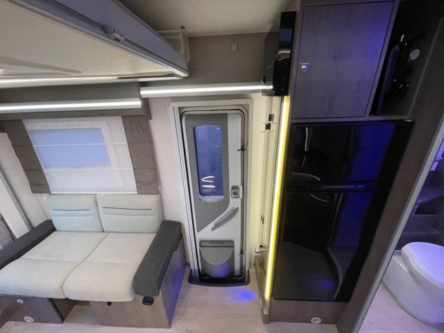 Challenger 260 Graphite Edition - Photo 15