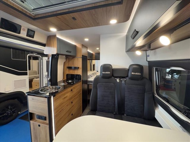 Font Vendome Leader Camp LEADERCAMP SERIE PRINTEMPS - Photo 10