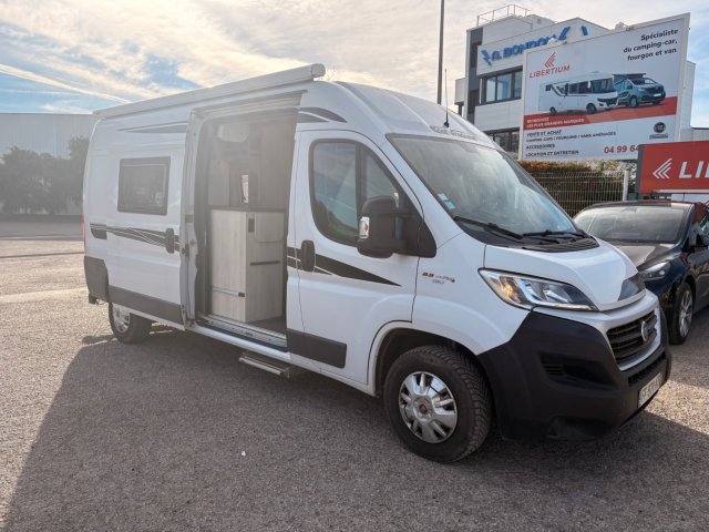 Font Vendome Leader Van Occasion