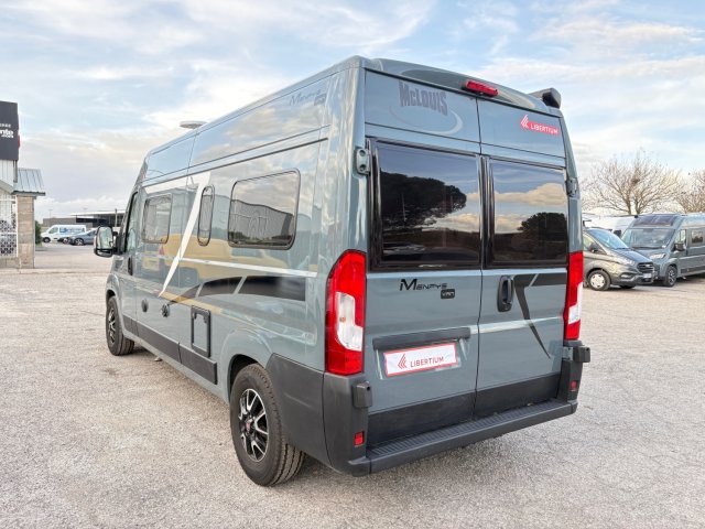 Mc Louis Menfys Van 3 SIGNATURE - Photo 4