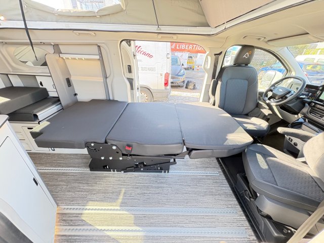 Panama Peak P59+ - Photo 18