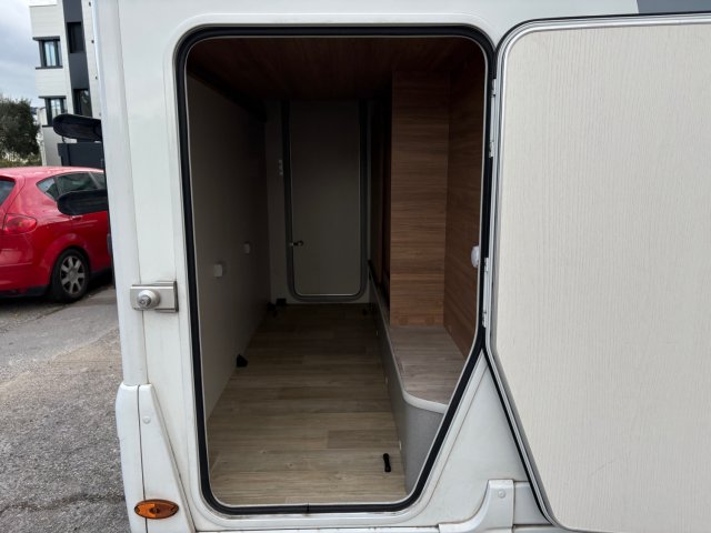 Pilote P 696 D Evidence 696D - Photo 5