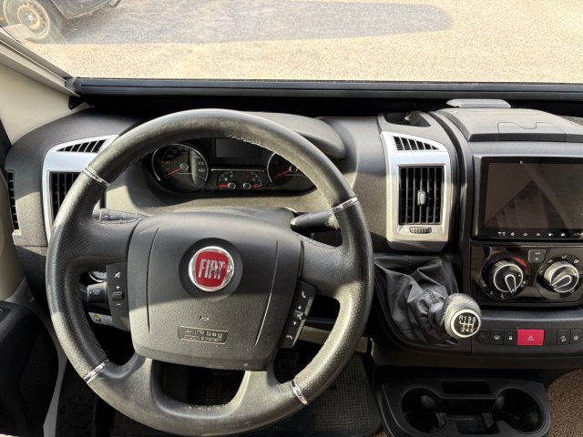 Pilote P 696 D Evidence 696D - Photo 7