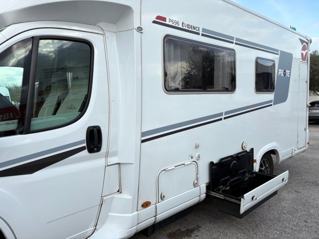 Pilote P 696 D Evidence 696D - Photo 18