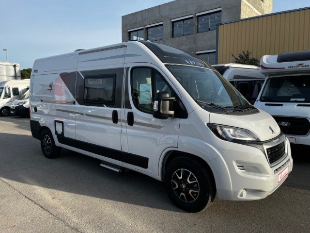 Rapido Van V55 - Photo 1
