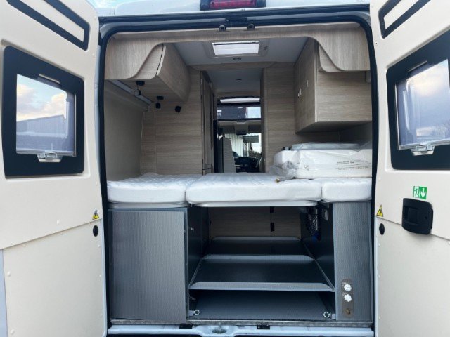 Rapido Van V55 - Photo 10