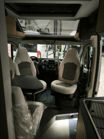 Adria Twin Sports 640 SGX 60 ANS - Photo 8