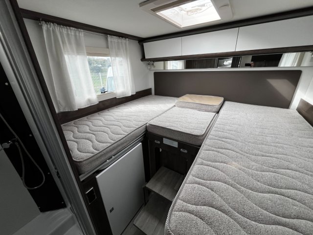 Benimar Tessoro 463 Up - Photo 8