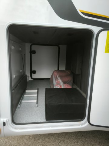 Benimar Tessoro 468 - Photo 10