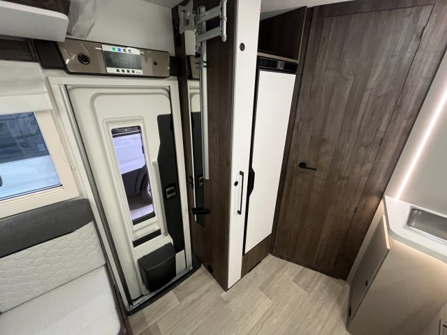 Benimar Tessoro 488 - Photo 8