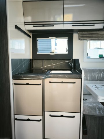 Mc Louis Nevis 881 25 EDITION - Photo 4
