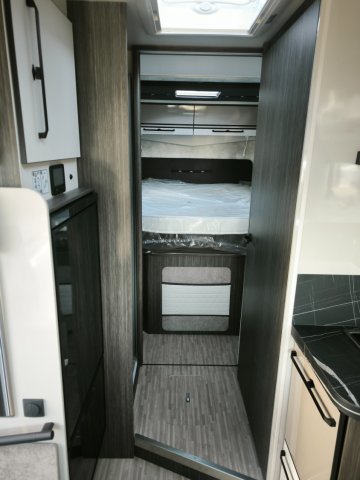 Mc Louis Nevis 881 25 EDITION - Photo 5