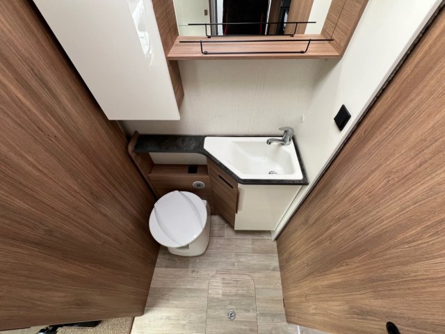 Pilote P 696 U - Photo 8