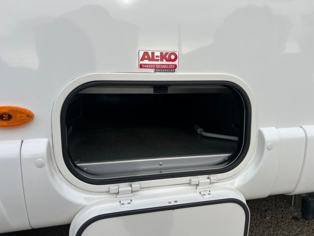 Rapido 8096 DF - Photo 4