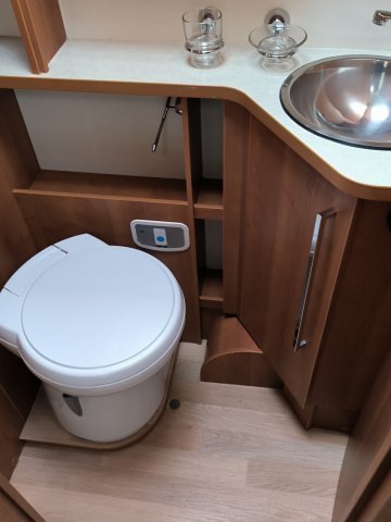 Rapido 890 F - Photo 4