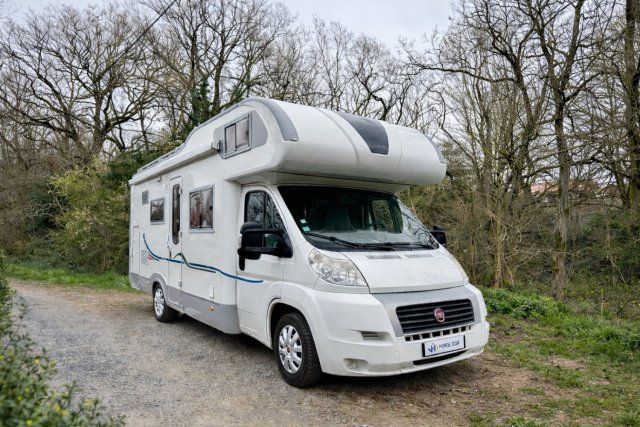 Adria Coral 690 DK CAPUCINE A  Occasion