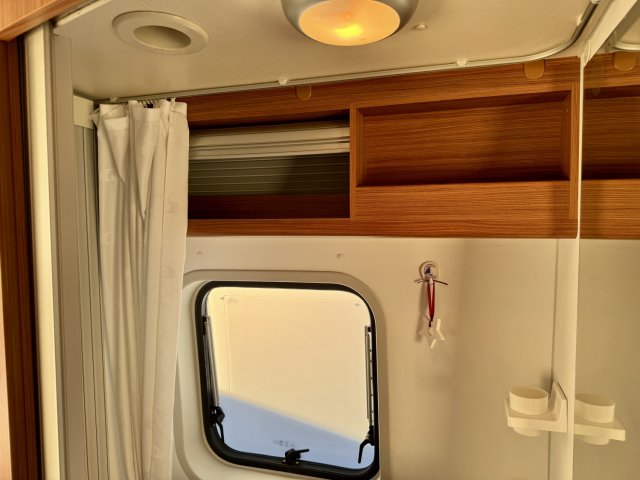 Adria Fourgon Van  Twin - Photo 9