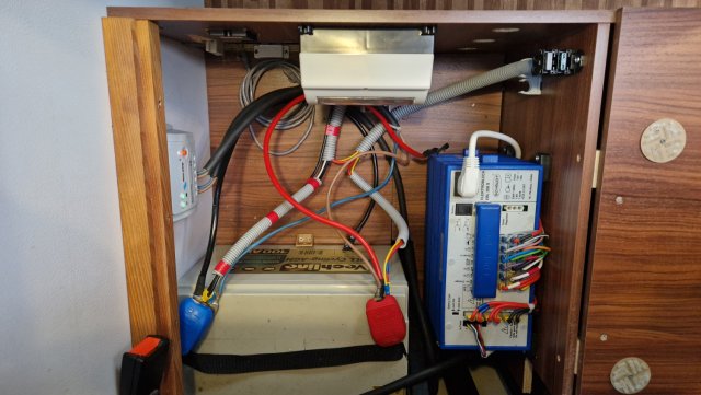 Adria Twin 600 SP - Photo 14