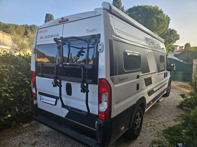 Adria Twin 640 SGX  Sport - Photo 3