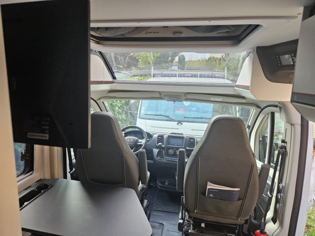 Adria Twin 640 SGX  Sport - Photo 5