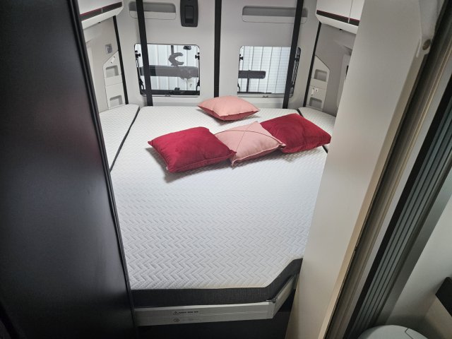 Adria Twin 640 SGX  Sport - Photo 14