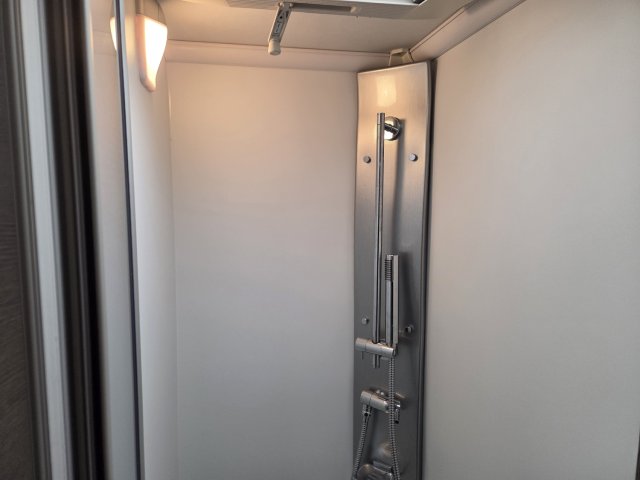 Bavaria Arctic I69 I 69 LC - Photo 21