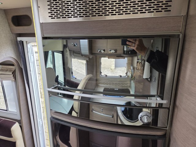 Bavaria Fjord I 7402 LCG - Photo 13