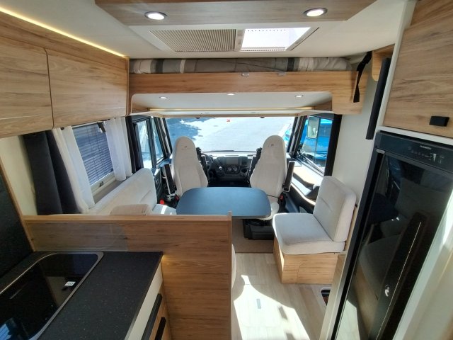 Bavaria Initial I690GJ Unik - Photo 13
