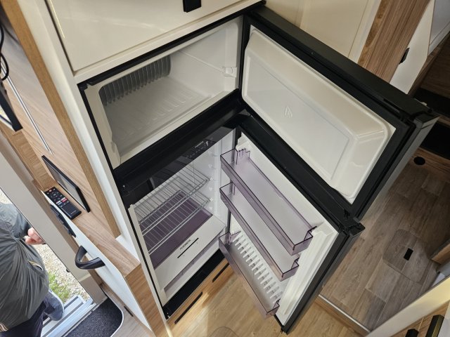 Bavaria Initial I740FGJ Nomade Plus I740 FGJ - Photo 12