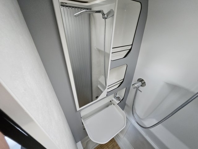 Bavaria K600J K 600 J - Photo 10