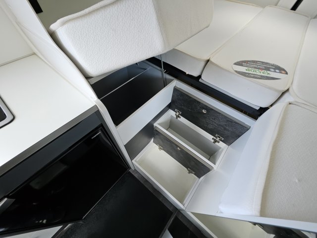 Bavaria K600J K 600 J - Photo 13