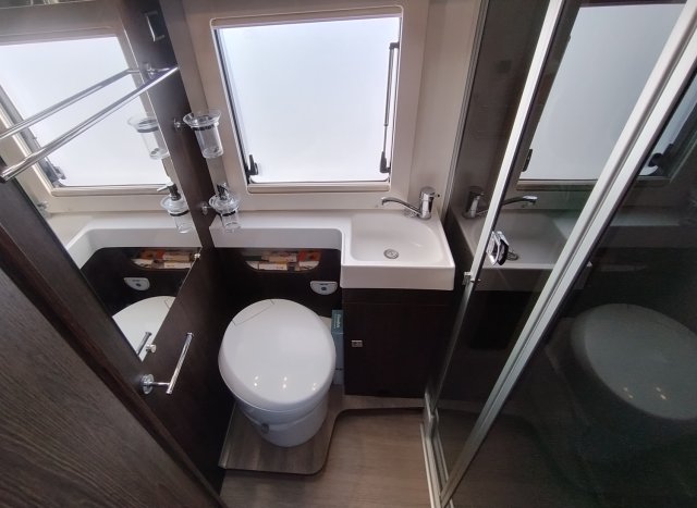 Benimar Tessoro 440 Up - Photo 9