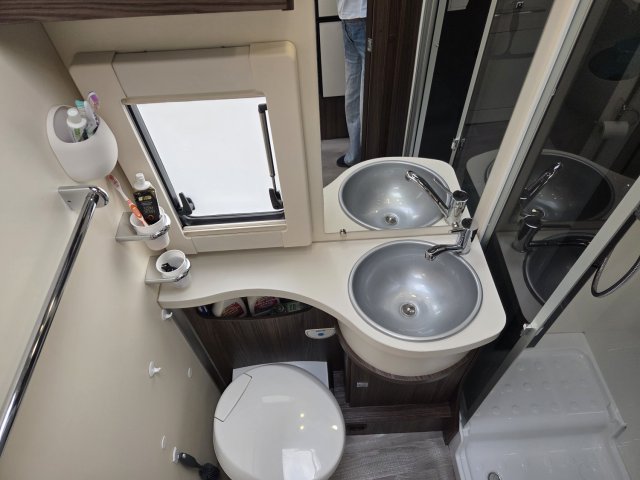 Benimar Tessoro 442 - Photo 13