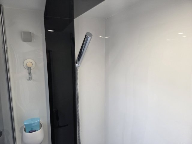 Benimar Tessoro 442 - Photo 16
